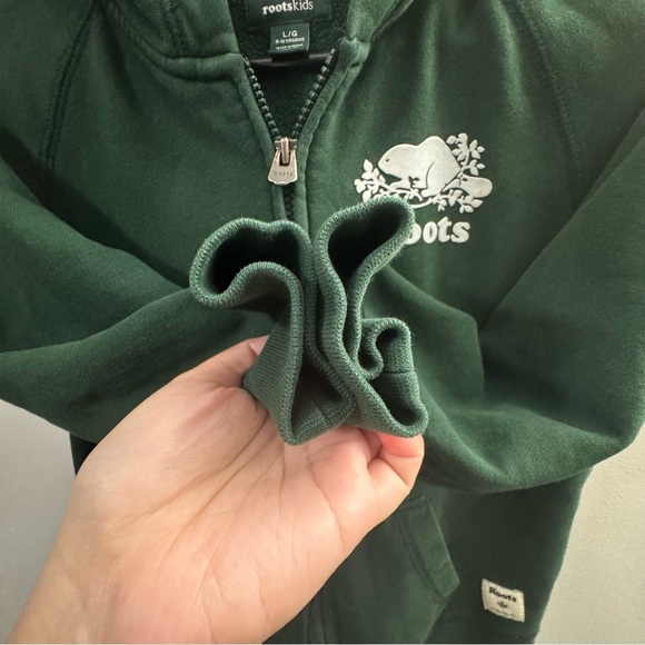 Roots Green Zip-Up Hoodie Sweatshirt

#1211 - Picture 4 of 10